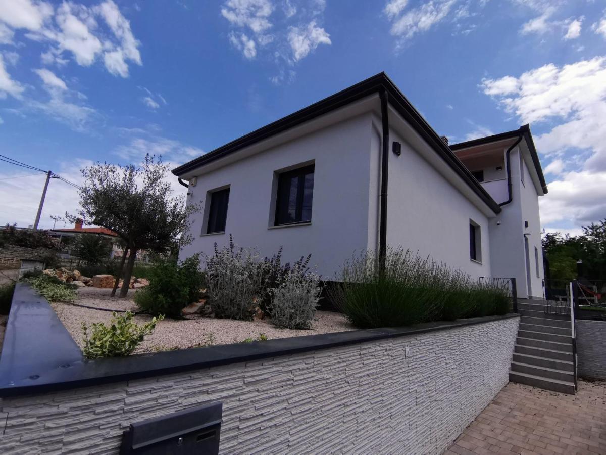 Villa Oliva Умаг Экстерьер фото